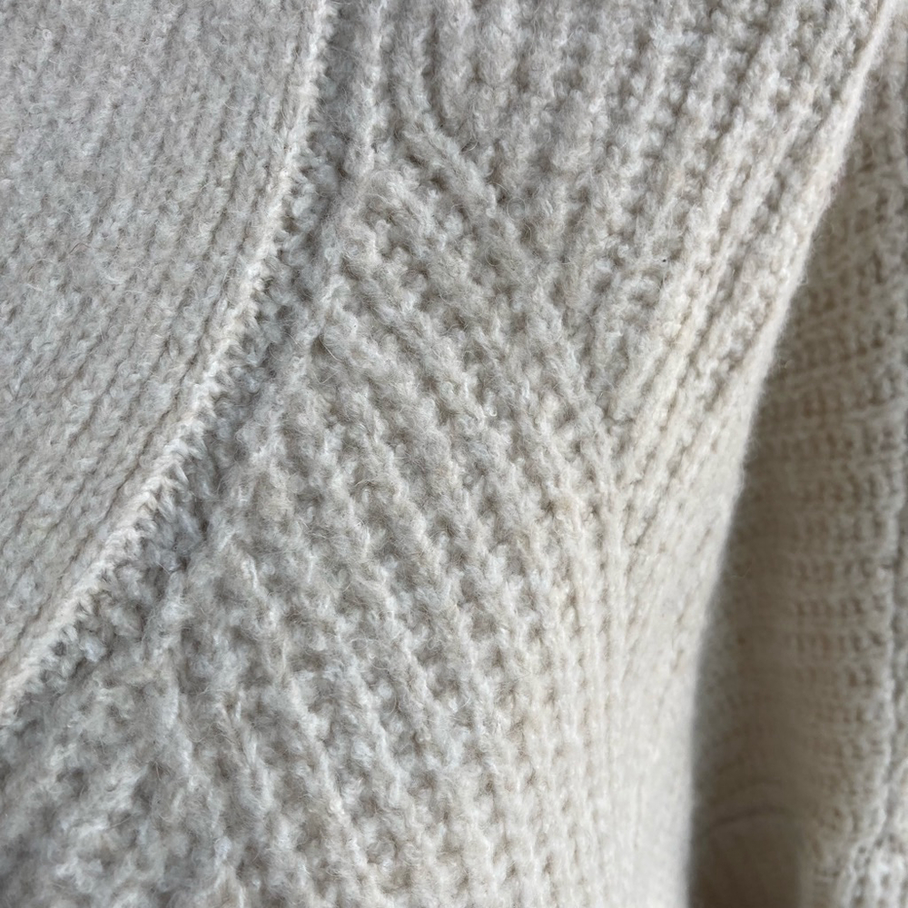 Elegant Cream Women's Cardigan - Picture 7 of 11